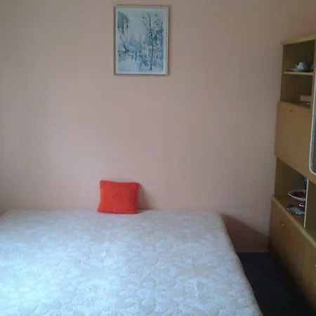 Apartman In Balatonmariafurdo 19523 *